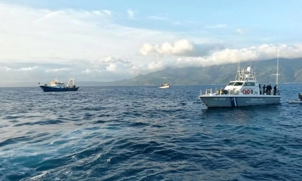 Ναυάγιο στη Μυτιλήνη: «Εντοπίστηκε ζωντανός σε βαρέλι» - 13 αγνοούμενοι